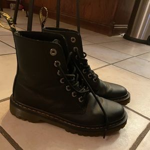 Gently worn doc marten boots